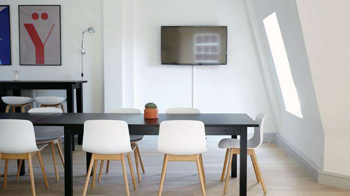 ניהול קמפיינים וקידום ממומן.